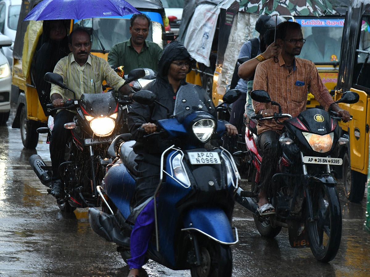 Heavy Rains in Nellore District Today32
