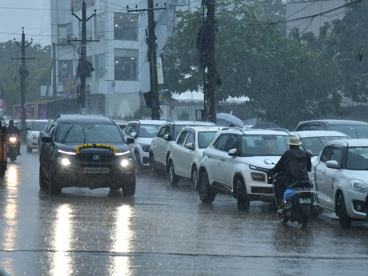 Heavy Rains in Nellore District Today4
