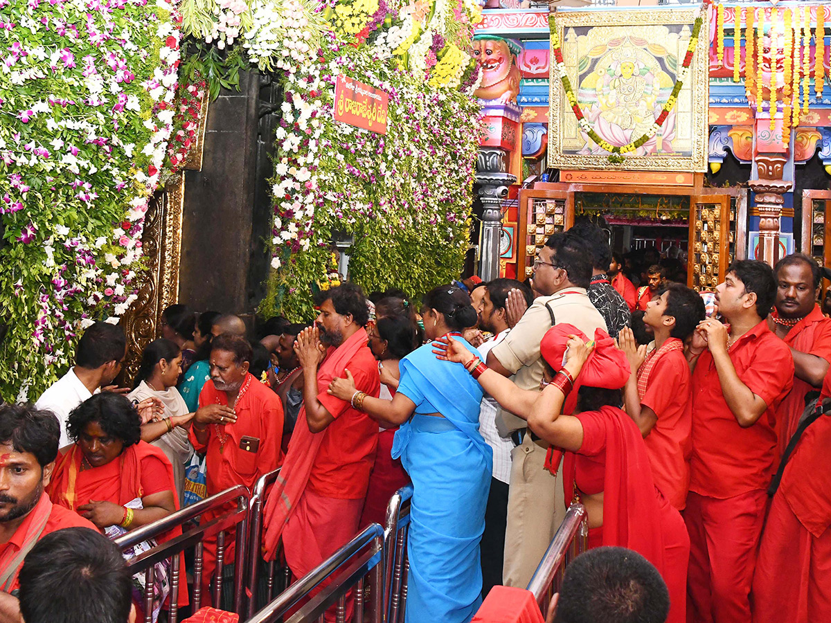 Sri Kanakadurga Devi Temple Vijayawada Photos25