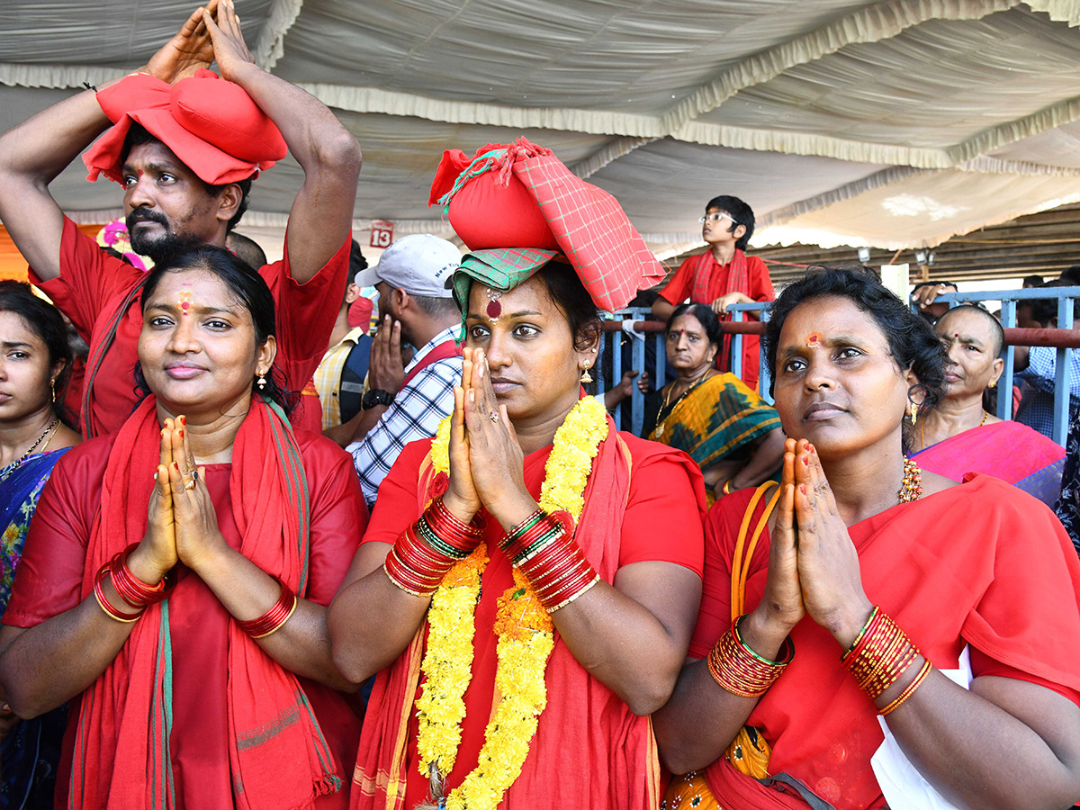 Sri Kanakadurga Devi Temple Vijayawada Photos33