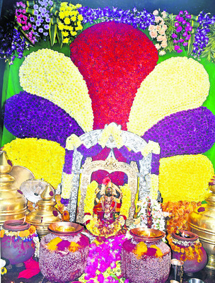 సిరులతల్లి సిరిమానోత్సం.. చూసొద్దాం రా రండి 2