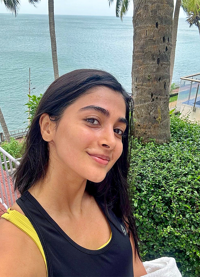 In Pics : Pooja Hegde Celebrates 34th Birthday In Sri Lanka7