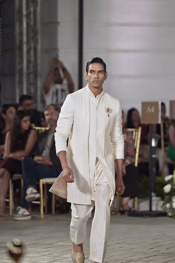 Ranbir Kapoor Turns Groom For The Second Time in delhi fashion show Photos10