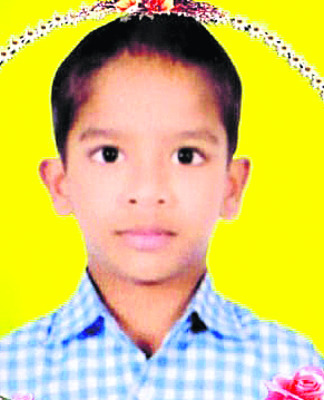 ● అర్ధరాత్రి అదుపు తప్పిన కారు ● ఐదుగురిని బలిగొన్న రహద4