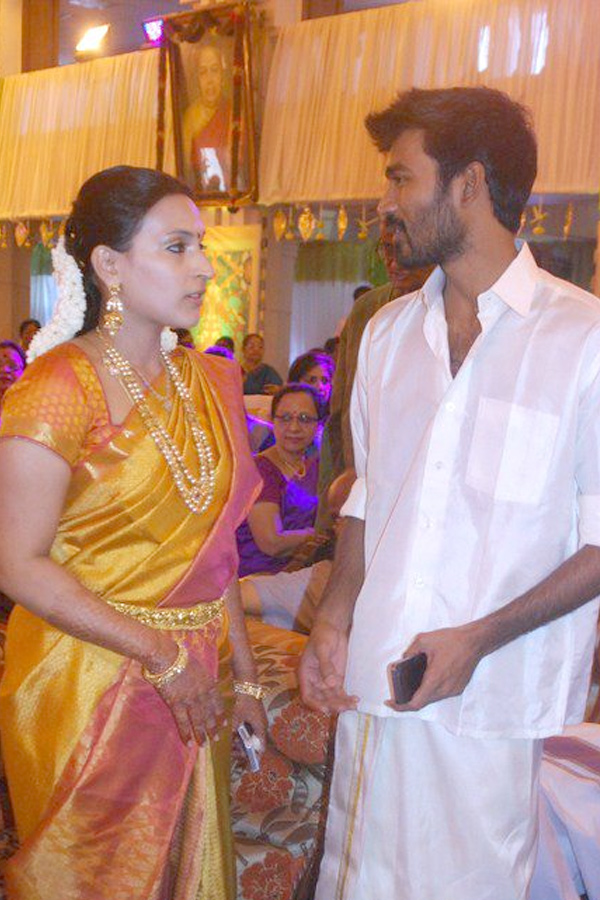 Is Hero Dhanush - Aishwarya Rajinikanth Divorce Cancel? rumors on social media Photos21