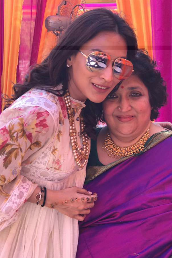 Is Hero Dhanush - Aishwarya Rajinikanth Divorce Cancel? rumors on social media Photos6
