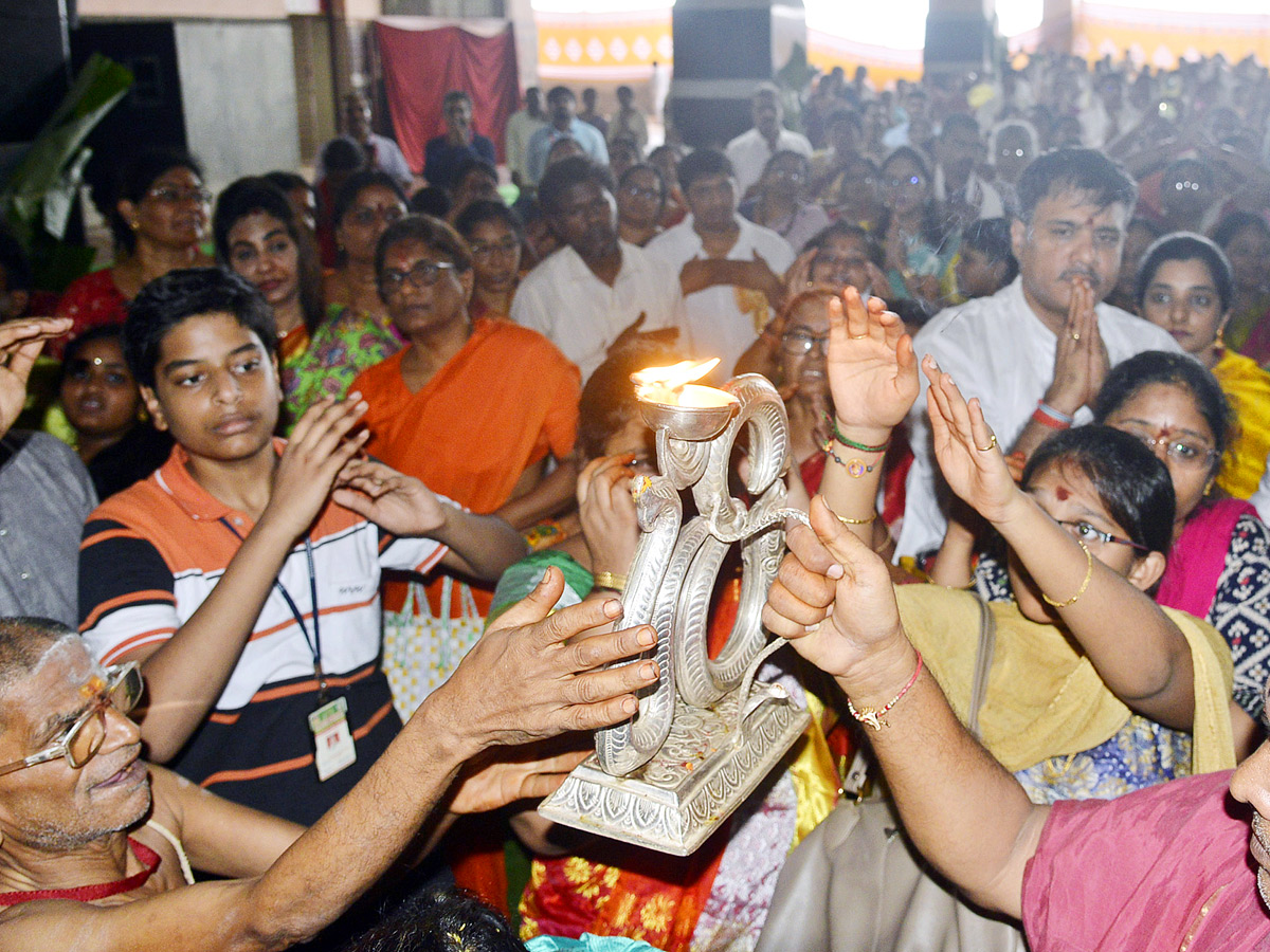Dussehra Celebration Starts at Indrakeeladri Photos22
