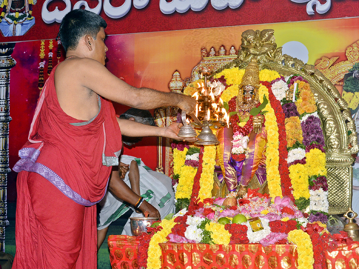 Dussehra Celebration Starts at Indrakeeladri Photos24