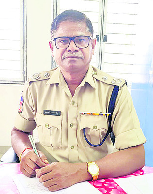 టపా‘కాసుల’ దందా..!1