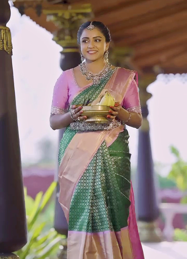 Dussehra Celebrations Actress Vithika Sheru Photos17