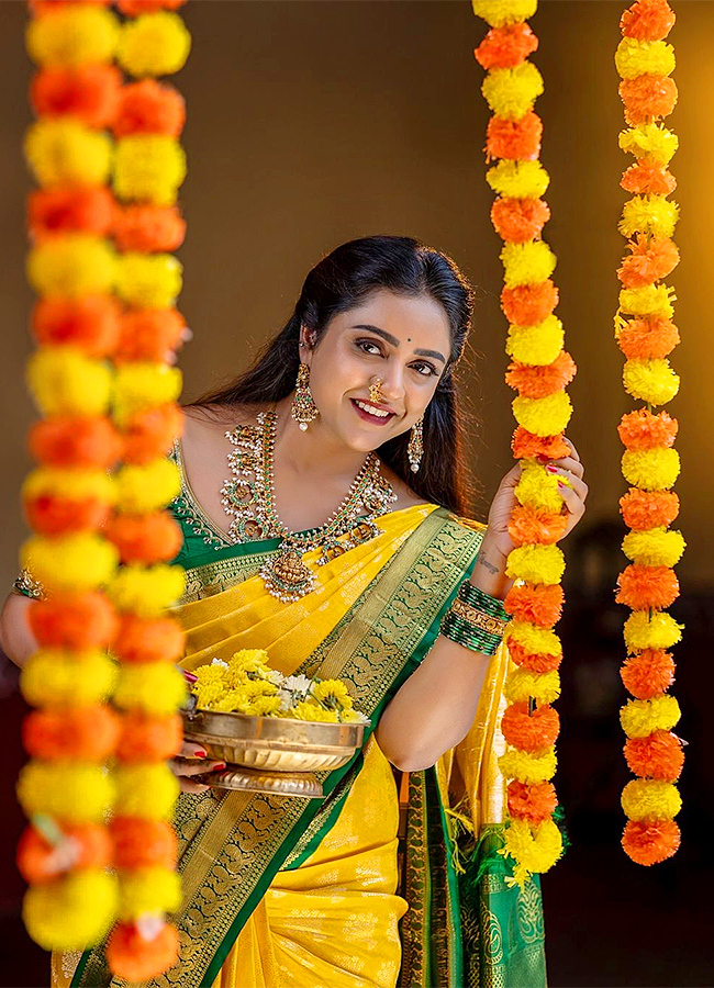 Dussehra Celebrations Actress Vithika Sheru Photos5