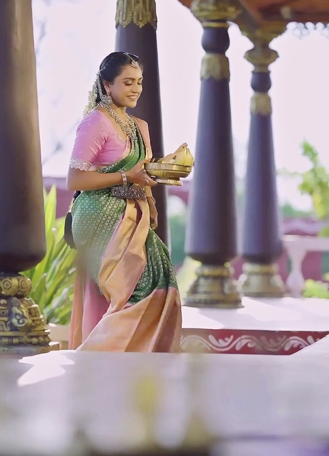 Dussehra Celebrations Actress Vithika Sheru Photos8