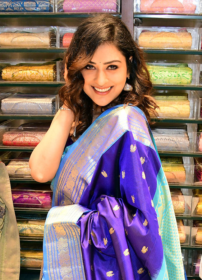 Actress Payal Rajput And Nabha Natesh At Anantapur Photos19