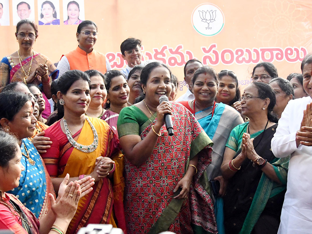 Bathukamma Celebrations at Charminar Bhagyalakshmi Temple7