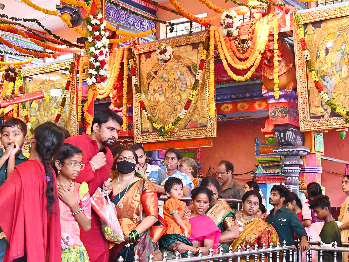 Dussehra Sarannavaratri Utsavalu 3rd Day at Indrakeeladri  Photos2