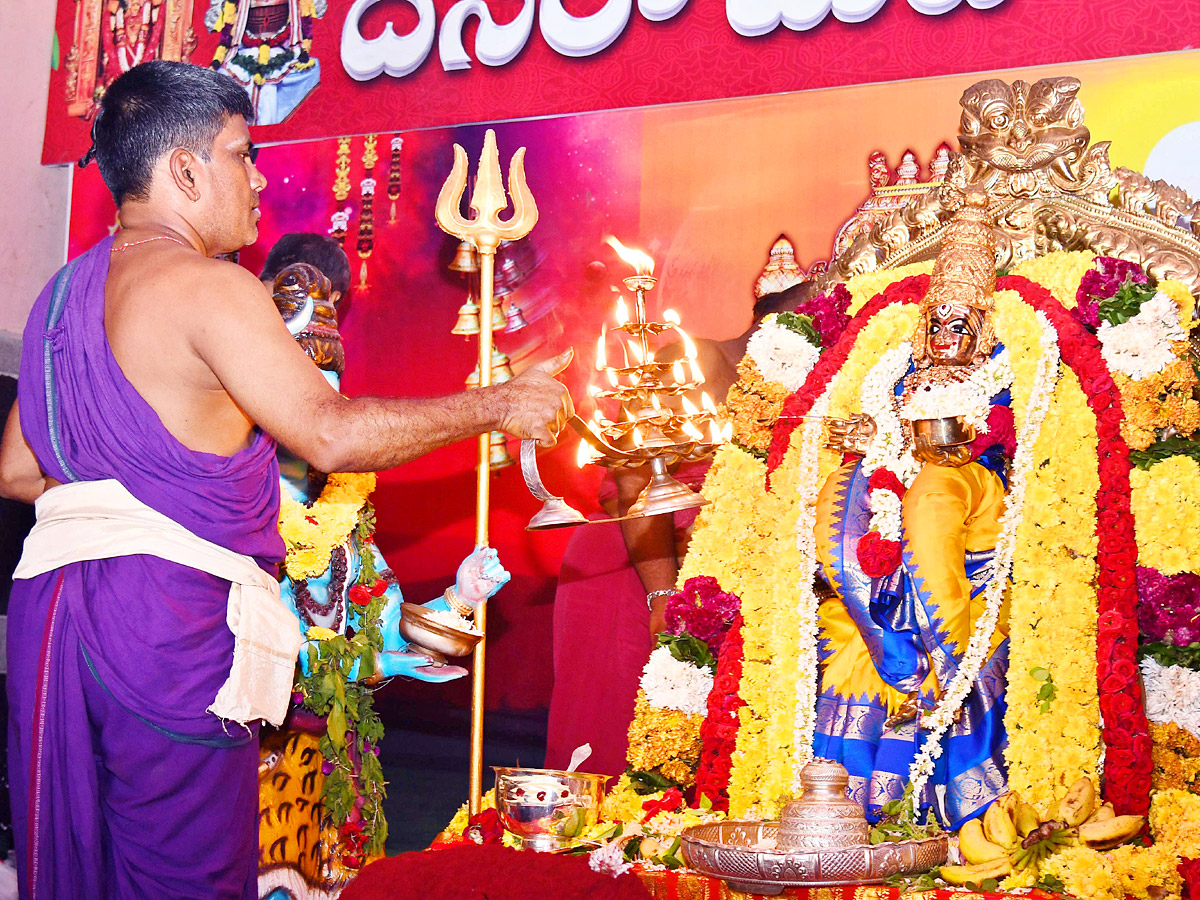 Dussehra Sarannavaratri Utsavalu 3rd Day at Indrakeeladri  Photos14