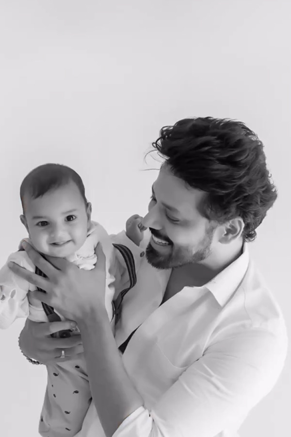 Singer Geetha Madhuri Son And Cute Family Photos 11