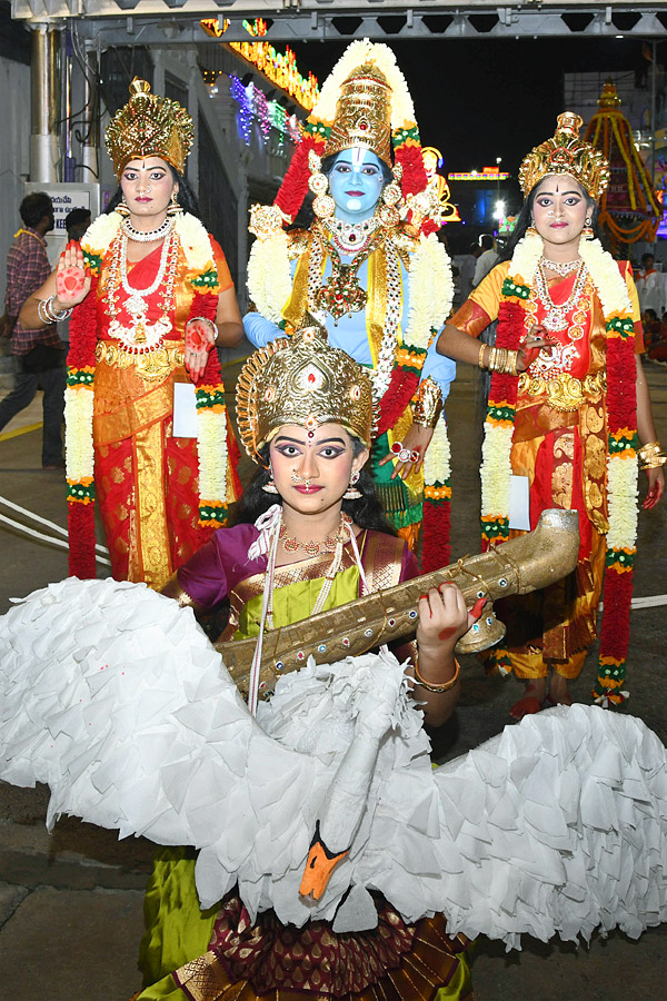 3RD DAY OF SRI VARI SALAKATLA BRAHMOTSAVAM Photos15