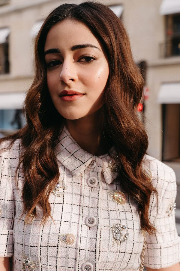 Ananya Panday reveals her mom Bhavana firmly believes in ‘nazar’ Photos23