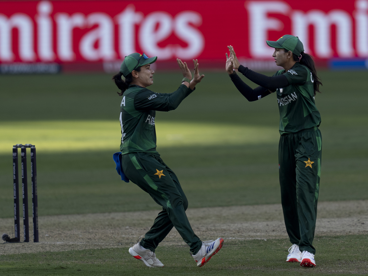 India Beat Pakistan By 6 Wickets In Womens T20 World Cup12