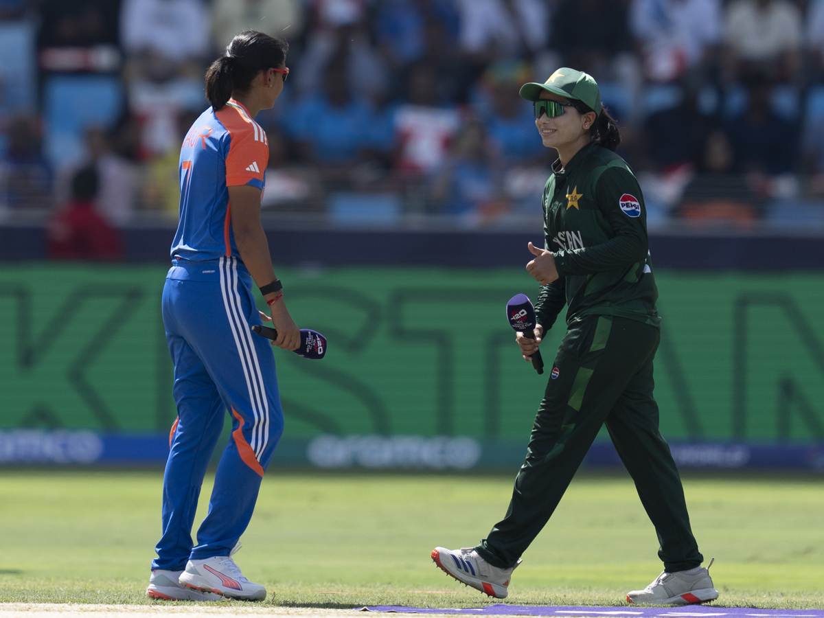India Beat Pakistan By 6 Wickets In Womens T20 World Cup2