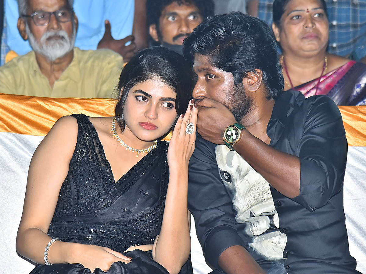 హీరో సుహాస్‌ 'జనక అయితే గనక' మూవీ ప్రీ రిలీజ్ (ఫొటోలు) | Janaka Aithe ...