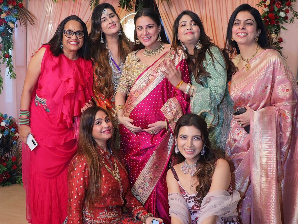 Tollywood Actress Shraddha Arya Grand Baby Shower Celebrations Photos Viral21