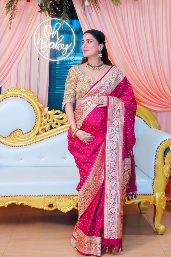 Tollywood Actress Shraddha Arya Grand Baby Shower Celebrations Photos Viral6