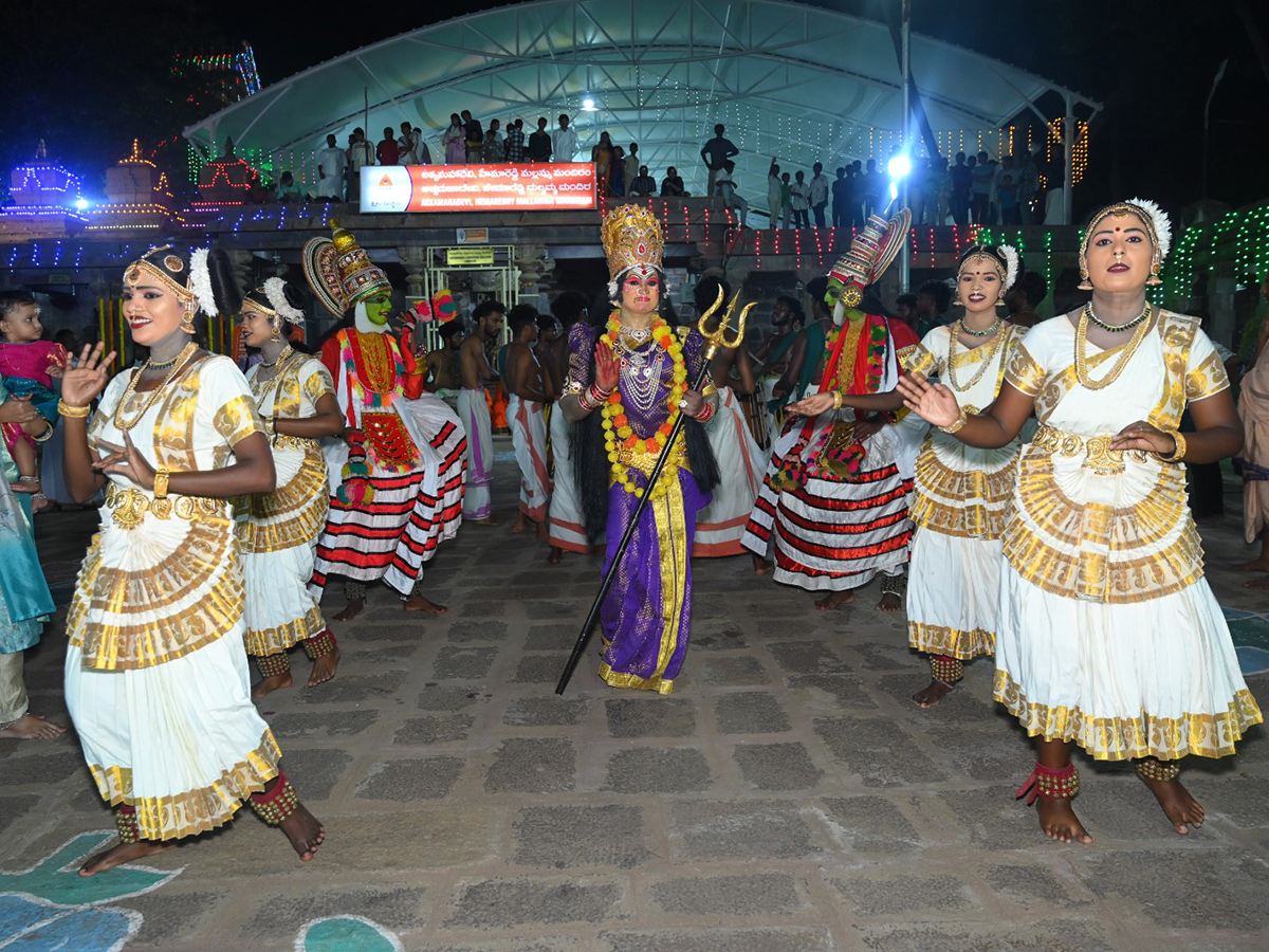 Dasara Devi Navaratrulu Celebrations In Srisailam8