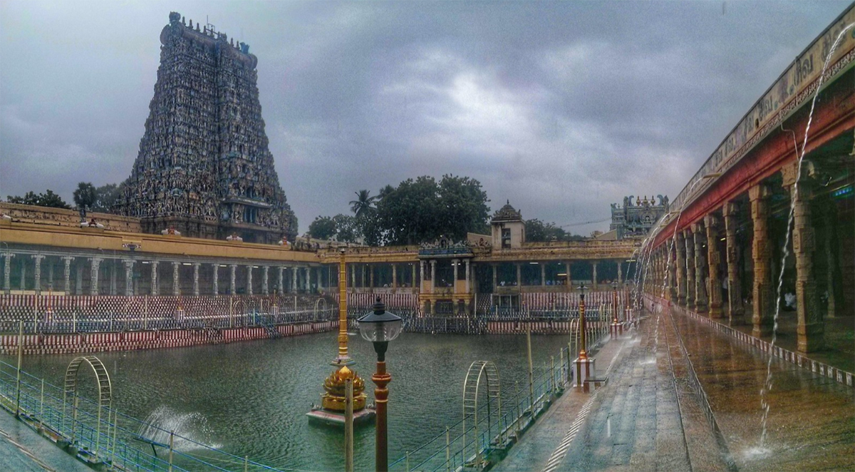 Heavy Rain Water Enters into Madurai Meenakshi Temple1