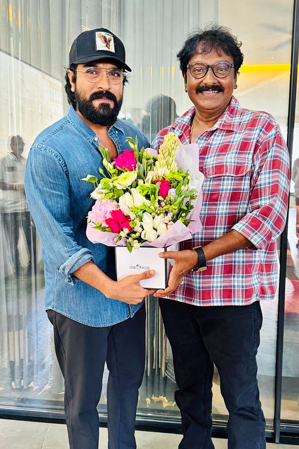Megastar Chiranjeevi, Prabhas and Ram Charan wishes mega director VV Vinayak on his birthday Photos6