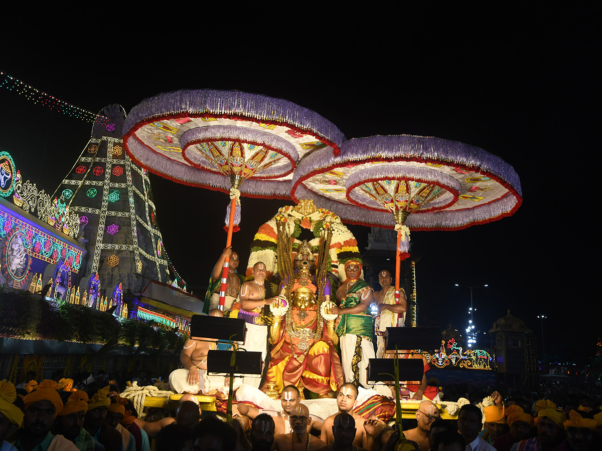 Tirumala Srivari Pournami Garuda Seva 2024 Photos19