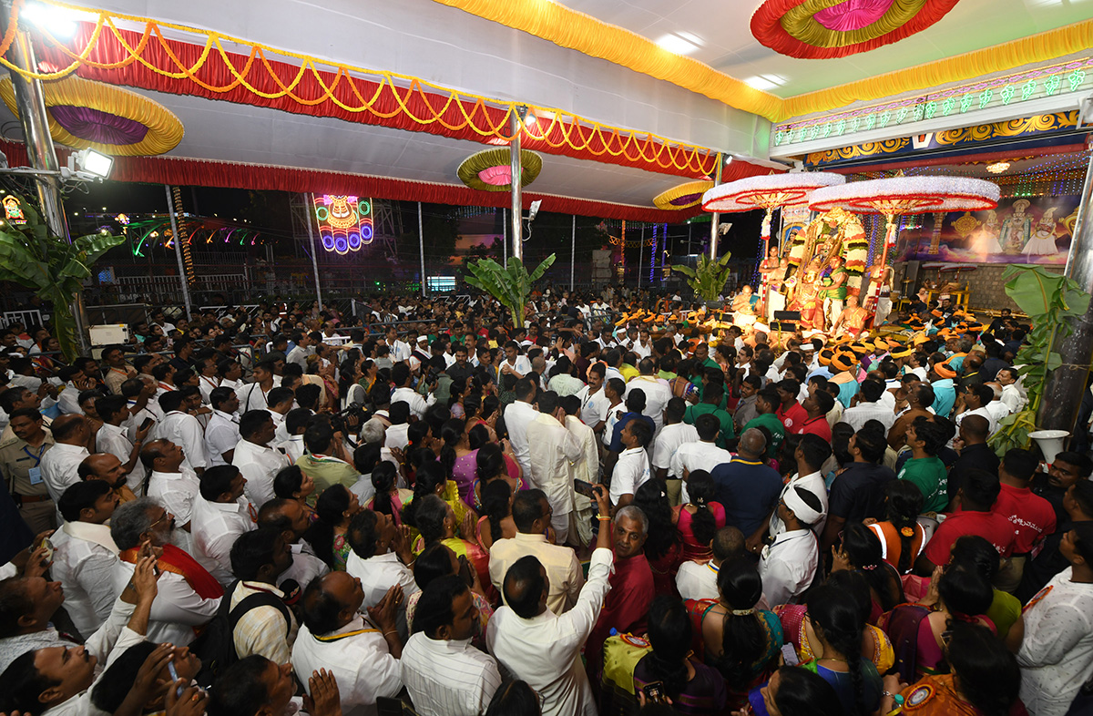 Tirumala Srivari Pournami Garuda Seva 2024 Photos24