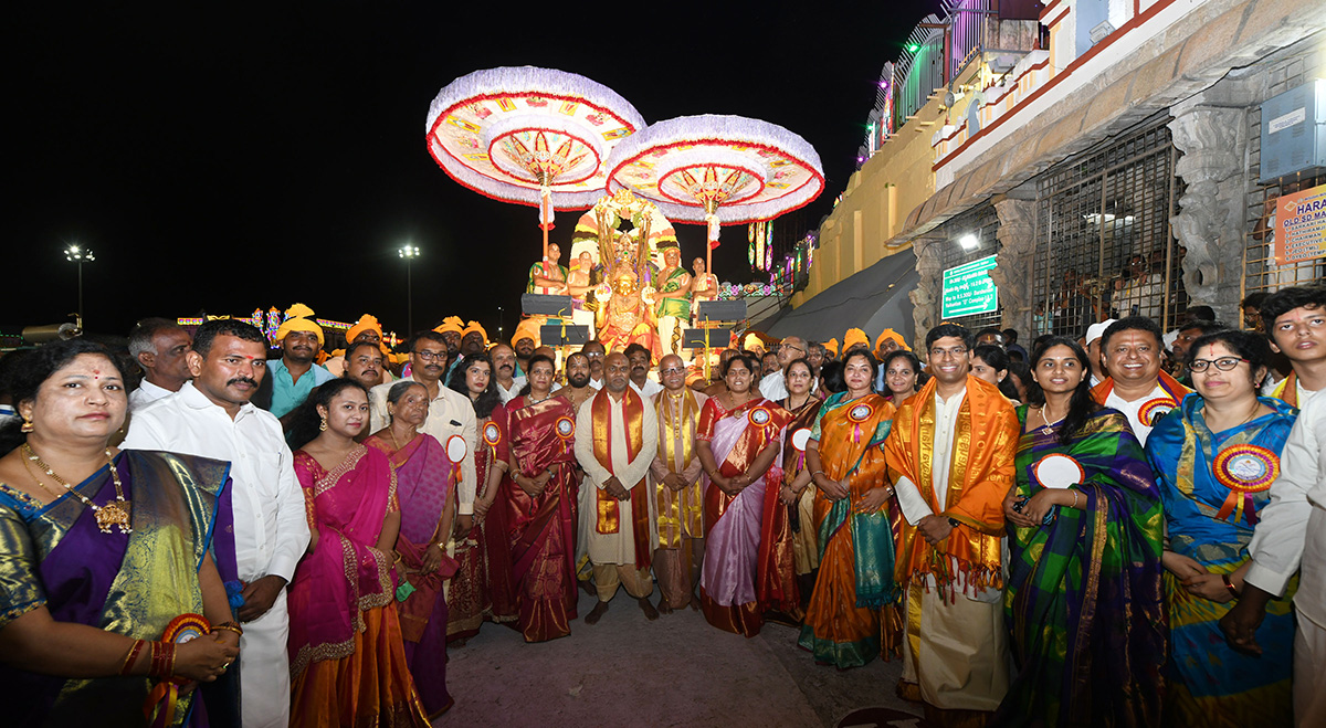 Tirumala Srivari Pournami Garuda Seva 2024 Photos6