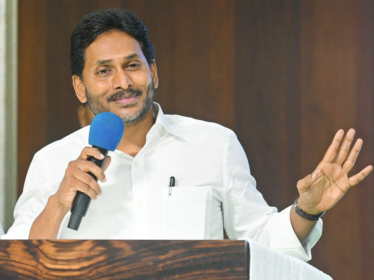 YS Jagan Sensational Comments On Nara Lokesh Red Book in Tadepalli Meeting Photos6