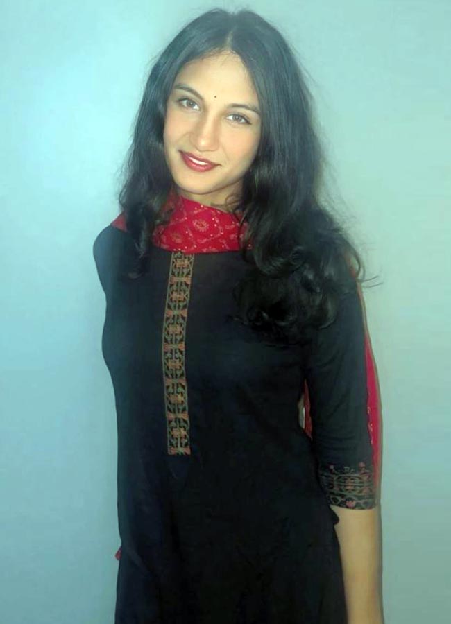 Sanjay Bangar's Son Aryan Transforms Into Anaya Through HRT, Pics Goes Viral2
