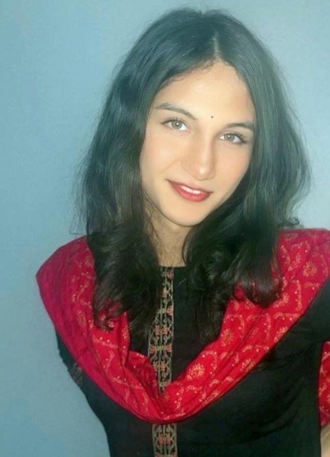 Sanjay Bangar's Son Aryan Transforms Into Anaya Through HRT, Pics Goes Viral3