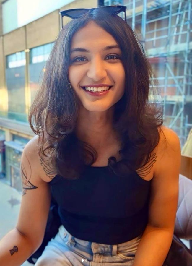 Sanjay Bangar's Son Aryan Transforms Into Anaya Through HRT, Pics Goes Viral9