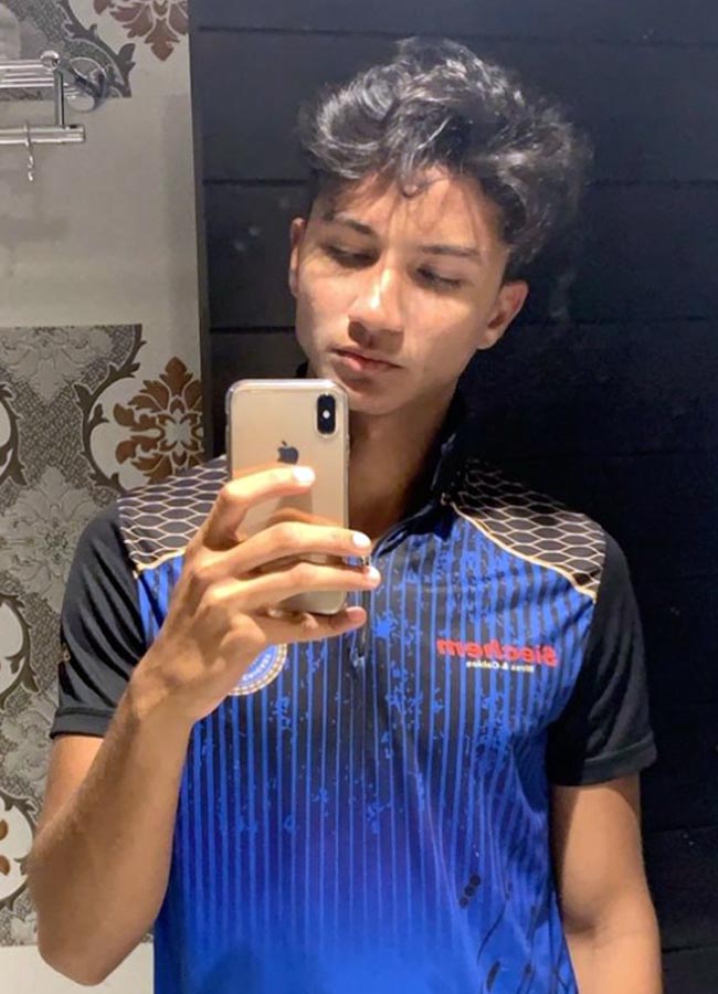 Sanjay Bangar's Son Aryan Transforms Into Anaya Through HRT, Pics Goes Viral10