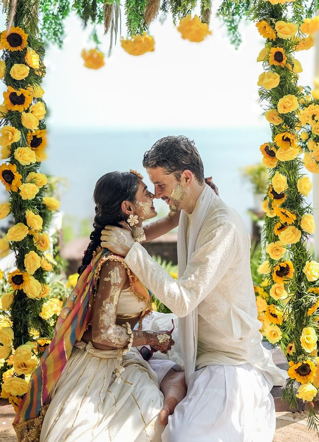 Bigg Boss beauty married with German boyfriendand celebrates Haldi ceremony6