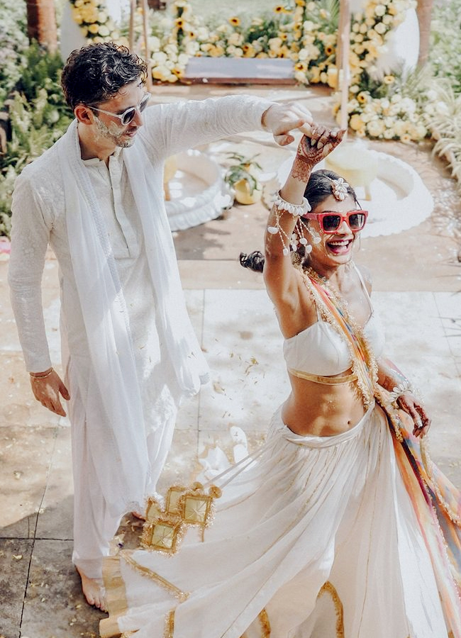 Bigg Boss beauty married with German boyfriendand celebrates Haldi ceremony7