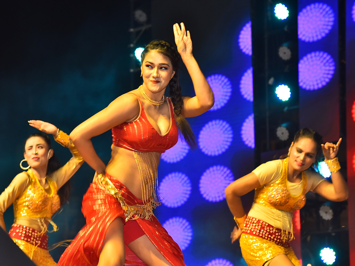 Varun Tej Matka Pre Release Event Photos20