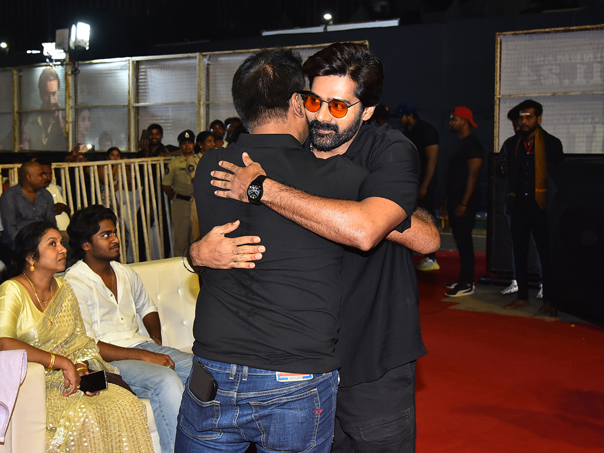 Varun Tej Matka Pre Release Event Photos53