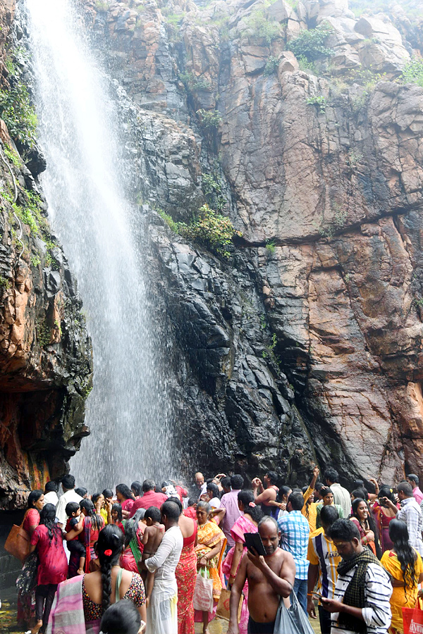 Tirupati : Huge Devotees throng Siva temples on Karthika Pournami day Photos10