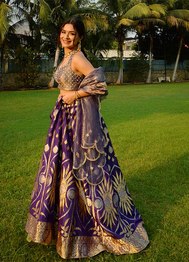 actress avneet kaur hot photoshoot6