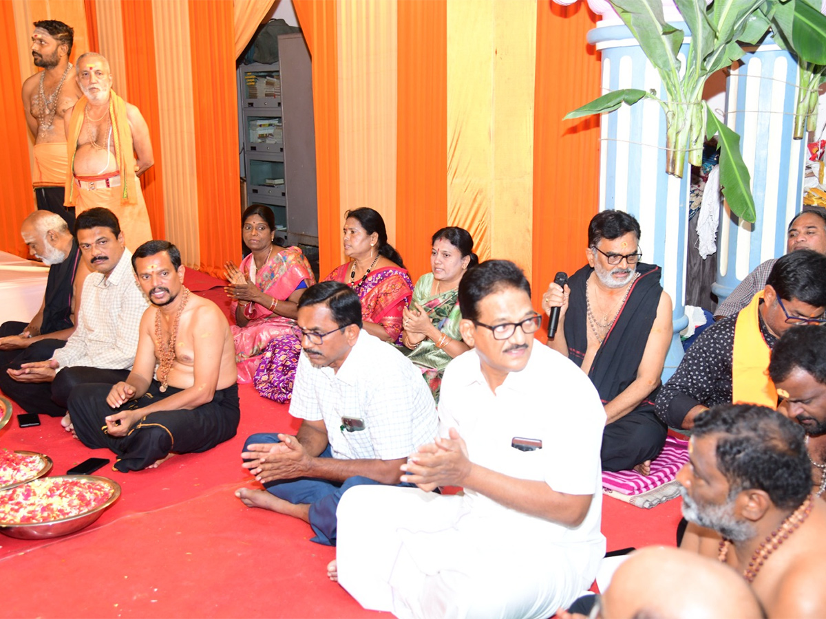 Ayyappa Swamy Padi Pooja At Kadapa Photos29