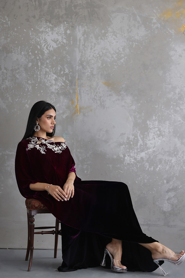 Shine Brightly In Winter With These Velvet Designer Dresses5