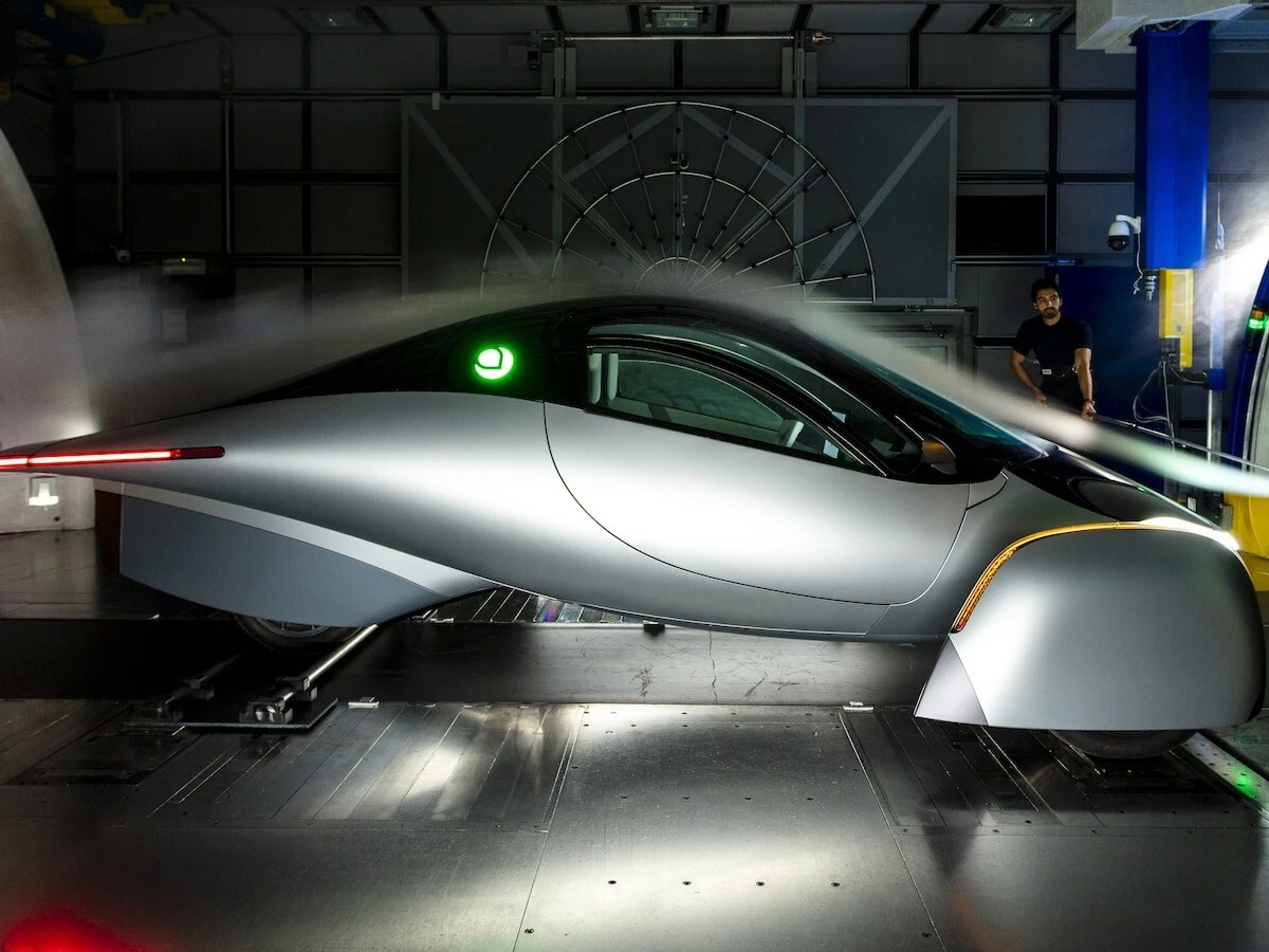 Aptera solar-powered car photos15