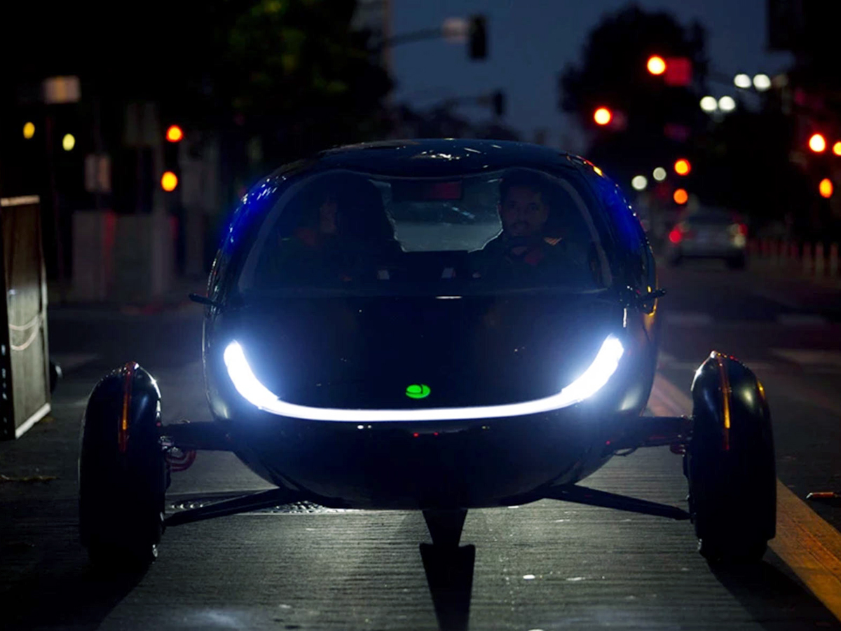 Aptera solar-powered car photos16