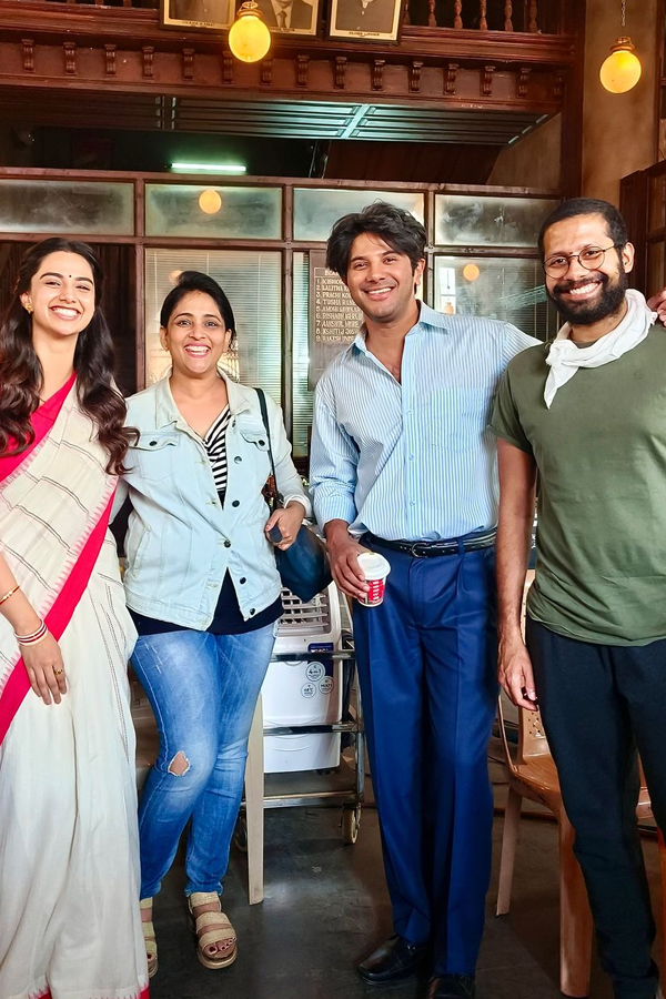 Actress Gayatri Bhargavi Shared Memories Of Her With Lucky Bhaskar Movie Team17